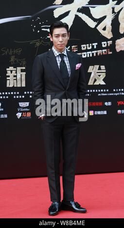 Chanteur et comédien Choi Seung-hyun, mieux connu sous le nom de T.O.P, de la bande de garçon de la Corée du Sud Les fatals picards (Big Bang), arrive à une conférence de presse pour Banque D'Images