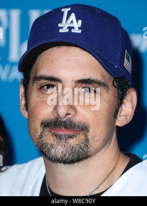 Los Angeles, United States. Le 08 août, 2019. LOS ANGELES, CALIFORNIE, USA - Le 08 août : la chanteuse Brad Paisley arrive à Clayton Kershaw's 7th Annual Ping Pong 4 But de collecte de fonds qui a eu lieu au Dodger Stadium le 8 août 2019 à Los Angeles, Californie, États-Unis. (Photo par Xavier Collin/Image Crédit : Agence de Presse) L'agence de presse Image/Alamy Live News Banque D'Images