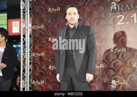 L'acteur américain John Cusack assiste à une conférence de presse pour son nouveau film 'dragon' dans Taipei, Taiwan, 12 février 2015. Banque D'Images