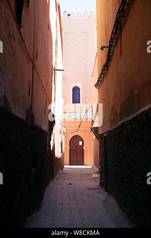 Ruelle résidentielle dans la médina, Marrakech - Maroc Banque D'Images