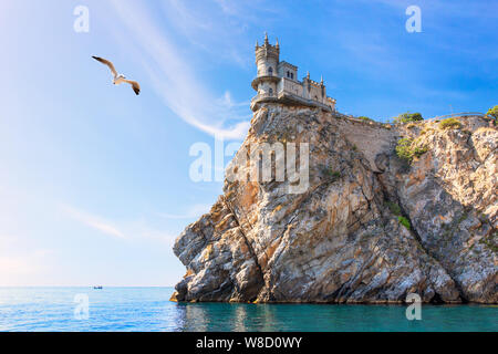 Belle vue sur le Swallow Nest Castle, Crimée Banque D'Images