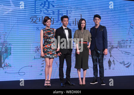 (De gauche) actrice taïwanaise Sandrine Pinna, acteur chinois Huang Xuan, l'actrice Yang Mi et taïwanais Kai-yuan Cheng posent au cours d'une première pour leur Banque D'Images