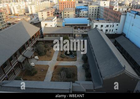 --FILE--Vue de la résidence de luxe de Gu 144 Jinggangshan, ancien chef adjoint de la logistique générale Ministère de l'Armée de libération du peuple chinois (PL Banque D'Images