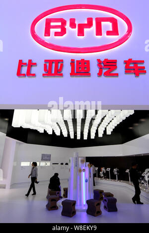 --FILE--Vue sur le stand de BYD durant la 14e Chine (Guangzhou ...