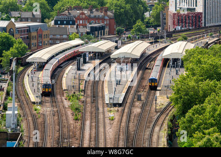 Août, 2019 La gare de Vauxhall à partir de ci-dessus, Londres, Angleterre, Europe. Banque D'Images