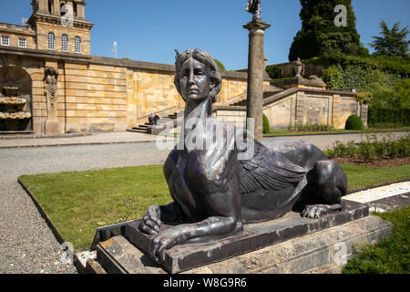 Statue du Sphinx, le Palais de Blenheim Banque D'Images