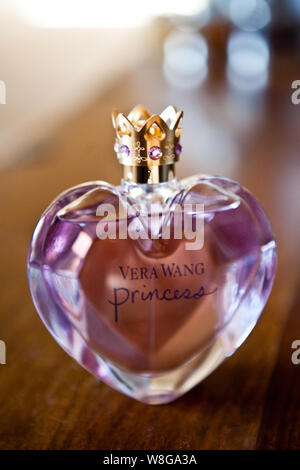 Vera Wang Princess Flacon de parfum Banque D'Images