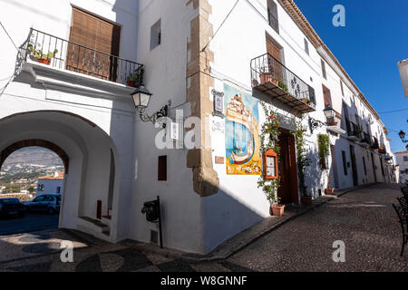 Maison blanchie à la Chaux-fronts à Altea, Alicante province, Espagne Banque D'Images