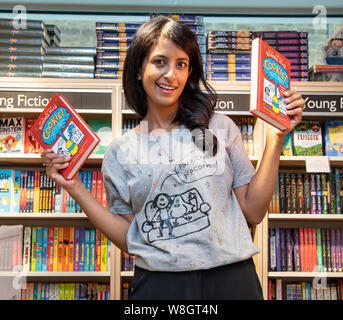 Londres, Angleterre, 8 août 2019 : Konnie Huq 'cookie et le plus énervant garçon dans le monde" livre signature. Gary Mitchell/ Alamy Live News Banque D'Images