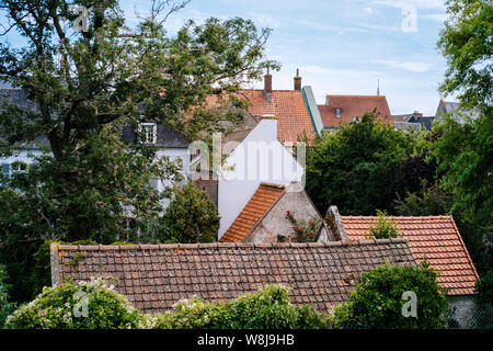 Maisons traditionnelles à Montreuil-sur-Mer, Pas-de-Calais, Nord de la France Banque D'Images