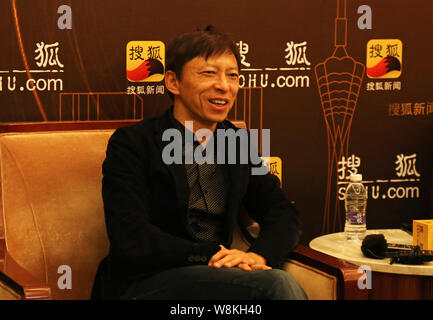 Charles Zhang Chaoyang, président-directeur général de Sohu, parle à un événement promotionnel pour Sohu mobile app à Zhengzhou, province du Henan en Chine centrale, Banque D'Images