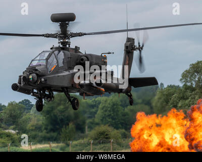 Base de l'armée de l'air hélicoptère de combat Apache AH1 au Royal International Air Tattoo 2019 Banque D'Images