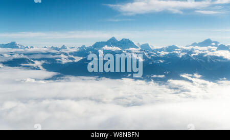 Le mont Everest Vue aérienne d'un vol à la montagne, au Népal Banque D'Images