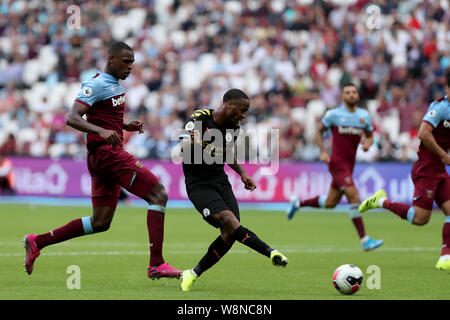 Londres, Royaume-Uni. 10 août, 2019. Stade de Londres, Londres, Angleterre ; English Premier League, West Ham United et Manchester City ; Raheem Sterling de Manchester City marque son 3e pour un tour du chapeau, ce qui en fait 0-5 dans le temps additionnel - strictement usage éditorial uniquement. Pas d'utilisation non autorisée avec l'audio, vidéo, données, listes de luminaire, club ou la Ligue de logos ou services 'live'. En ligne De-match utilisation limitée à 120 images, aucune émulation. Credit : Action Plus Sport Images/Alamy Live News Banque D'Images