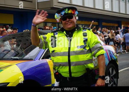 Brighton, UK - 03. Août 2019, friendly policier à Brighton et Hove pride Banque D'Images