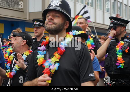 Brighton, UK - 03. Août 2019, Bobby à Brighton et Hove Pride Banque D'Images