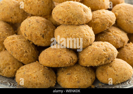 Maison traditionnelle de fête marocaine ghoriba cookies close up Banque D'Images