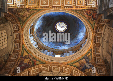 Plafonds ornés, Rome, Italie Banque D'Images