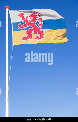 Drapeau de la province de Limbourg hollandais volant dans le vent Banque D'Images