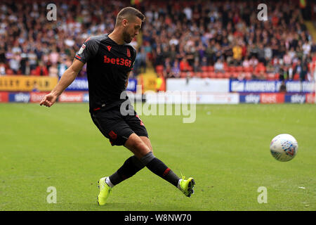 Londres, Royaume-Uni. 10 août, 2019. Tommy Smith de Stoke City en action. Match de championnat Skybet EFL, Charlton Athletic v Stoke City à la vallée à Londres le samedi 10 août 2019. Cette image ne peut être utilisé qu'à des fins rédactionnelles. Usage éditorial uniquement, licence requise pour un usage commercial. Aucune utilisation de pari, de jeux ou d'un seul club/ligue/dvd publications. pic par Steffan Bowen/Andrew Orchard la photographie de sport/Alamy live news Crédit : Andrew Orchard la photographie de sport/Alamy Live News Banque D'Images