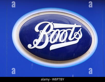 Paignton, Devon, UK. 10 août, 2019. Boots d'opticiens et d'audience vu sur le logo high street, dans le Devon. Credit : Keith Mayhew SOPA/Images/ZUMA/Alamy Fil Live News Banque D'Images