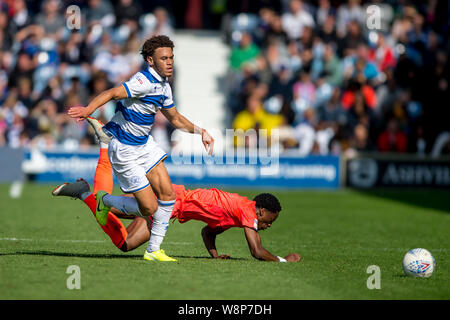 Londres, Royaume-Uni. 10 août, 2019. Luke Amos de Queens Park Rangers pendant le match de championnat EFL Sky Bet entre les Queens Park Rangers et Huddersfield Town à l'Kiyan Prince Foundation Stadium, Londres, Angleterre le 10 août 2019. Photo par Salvio Calabrese. Usage éditorial uniquement, licence requise pour un usage commercial. Aucune utilisation de pari, de jeux ou d'un seul club/ligue/dvd publications. Credit : UK Sports Photos Ltd/Alamy Live News Banque D'Images