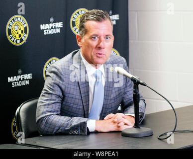 Columbus, Ohio, USA. 10 août, 2019. SC Columbus Crew nouvellement nommé Vice-président exécutif, Directeur commercial, Steve Lyons répond aux médias dans la conférence de presse à Columbus, Ohio, USA. Brent Clark/Alamy Live News Banque D'Images