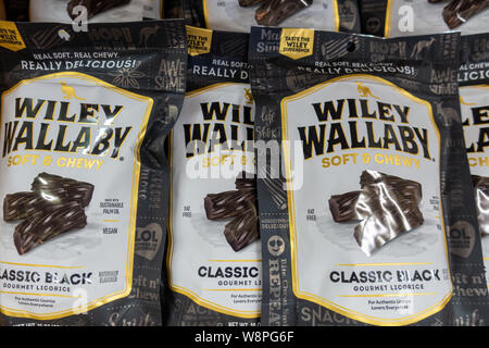 Ft. Pierce,FL/USA-810/19 : Wiley Wallaby la réglisse noire gourmet en vente dans un magasin de détail. Banque D'Images