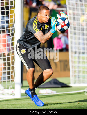 Columbus, Ohio, USA. 10 août, 2019. Columbus Crew SC gardien Eloy (1) se réchauffe avant d'affronter contre le FC Cincinnati dans leur jeu à Columbus, Ohio, USA. Brent Clark/Alamy Live News Banque D'Images