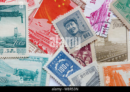 Divers timbres-poste de Chine Banque D'Images