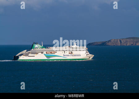 Holyhead, pays de Galles - Irish Ferries Ferry ship, paysage, le 18 novembre 2018 au Royaume-Uni. Banque D'Images