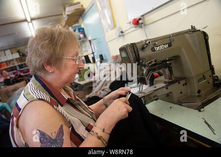 Dans l'usine Laurence Odie Knitwear dans le village de Hoswick Shetland qui produisent des pulls pour les maisons de mode dans le monde entier Banque D'Images