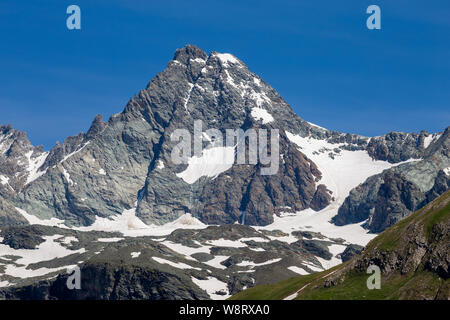 Le Glocknergruppe ; pic du massif du Grossglockner. Vue depuis Ködnitztal. Alpes autrichiennes. L'Europe. Banque D'Images