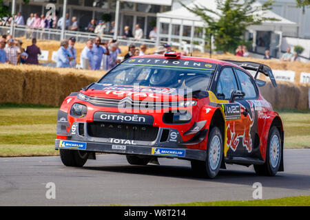 2018 Citroën C3 WRC avec chauffeur Mads Ostberg au Goodwood Festival of Speed 2019, Sussex, UK. Banque D'Images