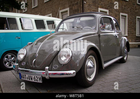 Volkswagen Coccinelle des années 60, en Allemagne. VW Volkswagen Kaefer aus den 60er Jahren, Deutschland. Banque D'Images