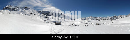 Cristina refuge alpin en hiver, Valmalenco Sondrio Italie Banque D'Images