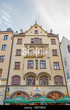 Bavariy (Munich, Allemagne). Cave à bière ; Bierkeller à München Banque D'Images