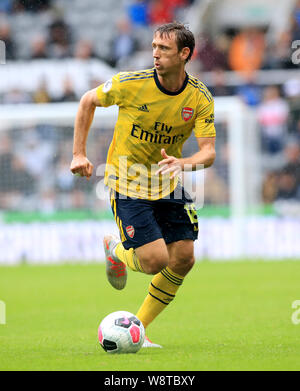 Nacho Monreal d'Arsenal en action au cours de la Premier League match à St James' Park, Newcastle. Banque D'Images