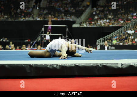 9 août 2019 : gymnaste eMjae Frazier fait concurrence au cours de la première journée de la compétition féminine junior au 2019 Championnats US, qui s'est tenue à Kansas City, MO. Melissa J. Perenson/CSM Banque D'Images