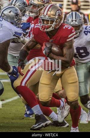 10 août 2019, Santa Clara, Californie, États-Unis : San Francisco 49ers en marche arrière Raheem Mostert (31) le Samedi, Août 10, 2019, au stade de Lévis à Santa Clara, en Californie. Les 49ers défait les cowboys 17-9 dans un match pré-saison. (Crédit Image : © Al Golub/Zuma sur le fil) Banque D'Images