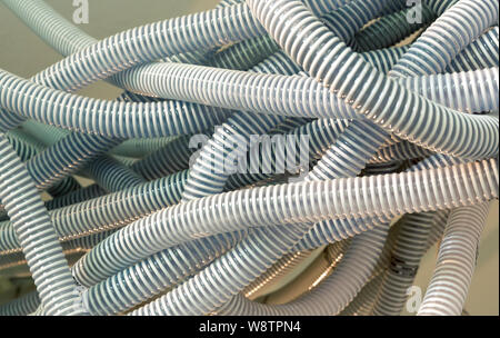 Tas de tubes en plastique, tas de tubes fil Banque D'Images