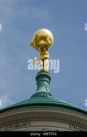 Cette ancienne résidence de la règles prussien est une ville de palais et jardins en un style qui a même donné son propre nom : Rococo Potsdam. Banque D'Images