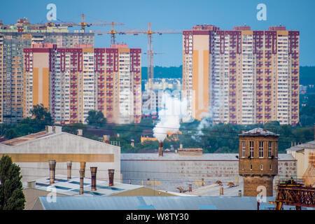 Kiev, Ukraine - le 08 août 2019 : Construction de nouveaux complexe résidentiel moderne à Kiev, Ukraine Banque D'Images