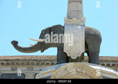 Elephant statue colonne à Catane, Sicile Banque D'Images