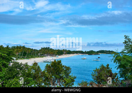 Malapascua, Philippines, 2019. Juillet 15 bateaux à plage à Malapascua aux Philippines Banque D'Images