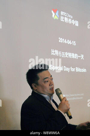 Bobby Lee, PDG de BTC Chine, prend la parole à une manifestation de lancement pour Chines premier DISTRIBUTEUR AUTOMATIQUE DE BitCoin à Shanghai, Chine, le 15 avril 2014. Une société chinoise a lancé Chi Banque D'Images