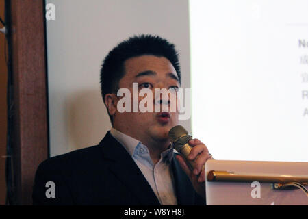 Bobby Lee, PDG de BTC Chine, prend la parole à une manifestation de lancement pour Chines premier DISTRIBUTEUR AUTOMATIQUE DE BitCoin à Shanghai, Chine, le 15 avril 2014. Une société chinoise a lancé Chi Banque D'Images