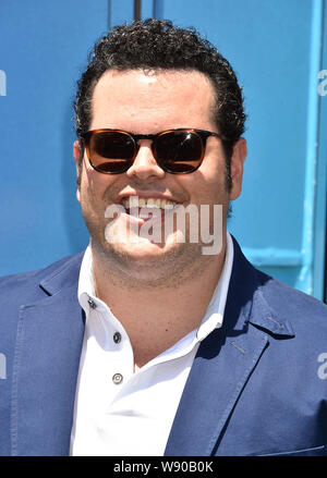 LOS ANGELES, CA - le 10 août : Josh Gad assiste à la première de "Sony Les Angry Birds Film 2' au Regency Theatre Westwood le 10 août 2019 à Los Angeles, Californie. Banque D'Images