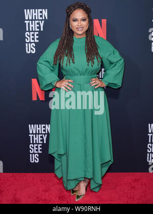 Hollywood, États-Unis. Août 11, 2019. HOLLYWOOD, LOS ANGELES, CALIFORNIE, USA - 11 août : Ava DuVernay arrive à l'événement pour l'FYC Netflix 'quand ils nous voient" tenue au théâtre Paramount au studios Paramount le 11 août 2019 à Hollywood, Los Angeles, Californie, États-Unis. ( Photo : Agence de Presse Image/Alamy Live News Banque D'Images