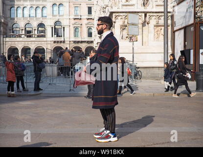 MILAN, Italie : 20 février 2019 : Mode street style outfit avant CALCATERRA fashion show Milan Fashion week automne/hiver 2019/2020. Banque D'Images